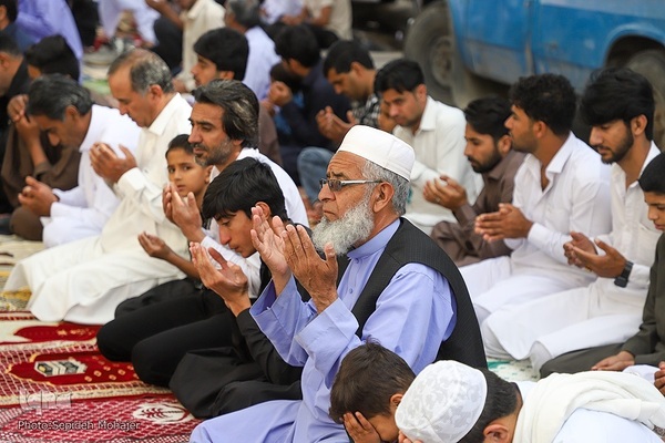 اقامه نماز عید قربان اهل سنت در مشهد