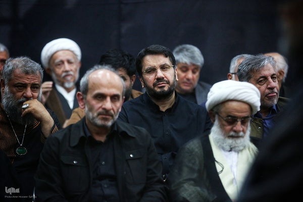 مراسم یادبود شهدای خانواده رهبر انقلاب در حرم عبدالعظیم(ع)