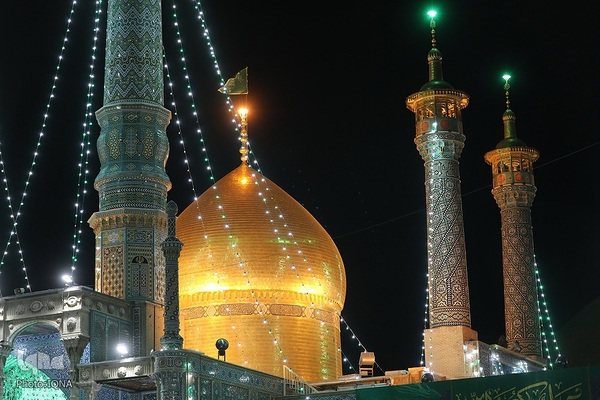 شب میلاد امام هادی(ع) در حرم کریمه اهل بیت(س)