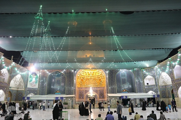 شب میلاد امام هادی(ع) در حرم کریمه اهل بیت(س)