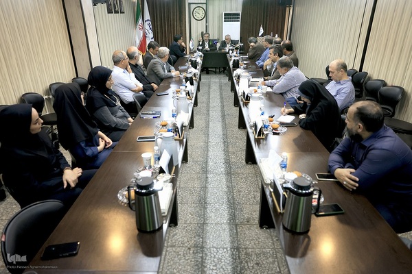 نشست بررسی نقش نهادهای علمی و تاب‌آوری اجتماعی در دوران پس از جنگ