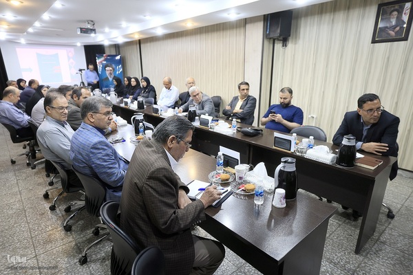 نشست بررسی نقش نهادهای علمی و تاب‌آوری اجتماعی در دوران پس از جنگ