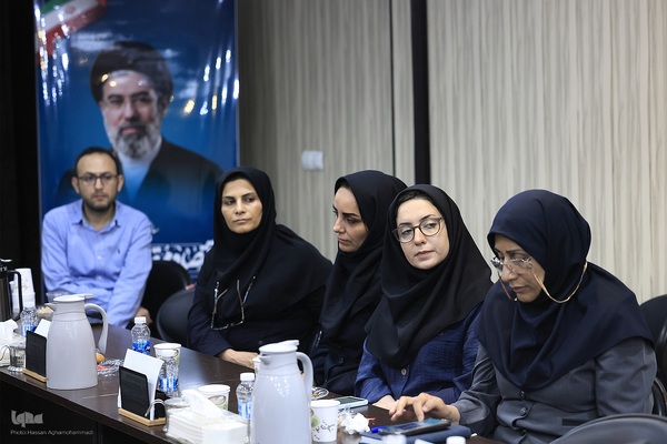نشست بررسی نقش نهادهای علمی و تاب‌آوری اجتماعی در دوران پس از جنگ