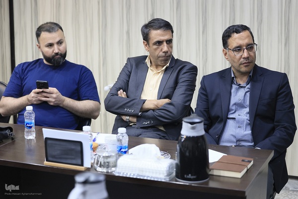 نشست بررسی نقش نهادهای علمی و تاب‌آوری اجتماعی در دوران پس از جنگ