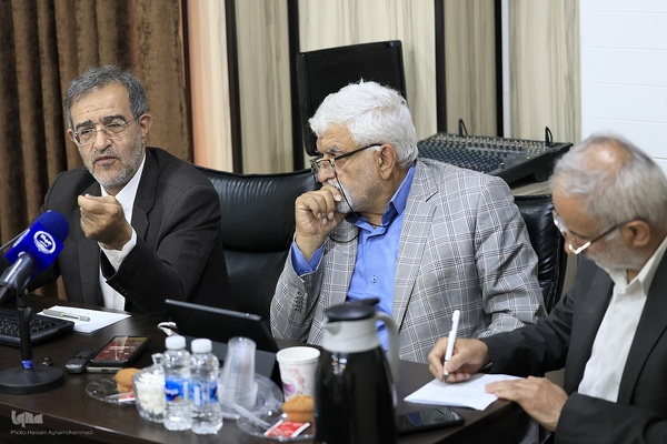 نشست بررسی نقش نهادهای علمی و تاب‌آوری اجتماعی در دوران پس از جنگ