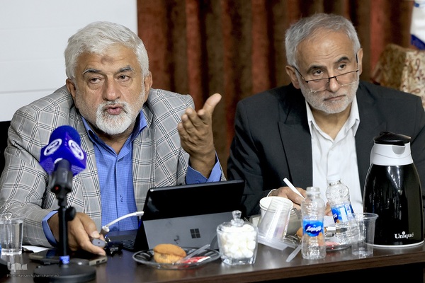 نشست بررسی نقش نهادهای علمی و تاب‌آوری اجتماعی در دوران پس از جنگ