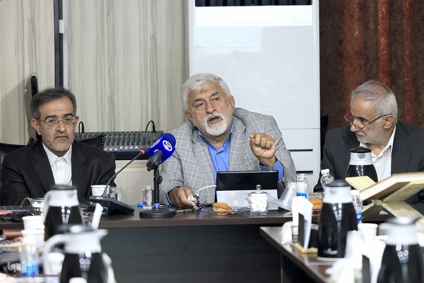 نشست بررسی نقش نهادهای علمی و تاب‌آوری اجتماعی در دوران پس از جنگ