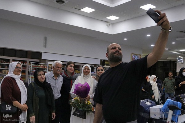 ورود نخستین گروه زائران حج تمتع ۱۴۰۵ جنوب کشور به شیراز