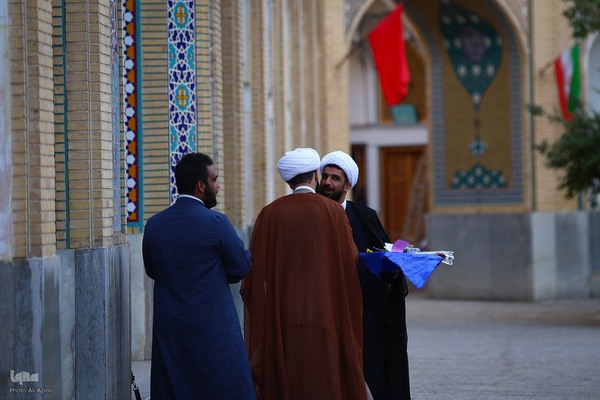 مراسم عمامه‌گذاری طلاب حوزه علمیه اصفهان