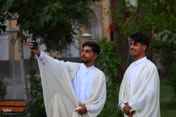 مراسم عمامه‌گذاری طلاب حوزه علمیه اصفهان