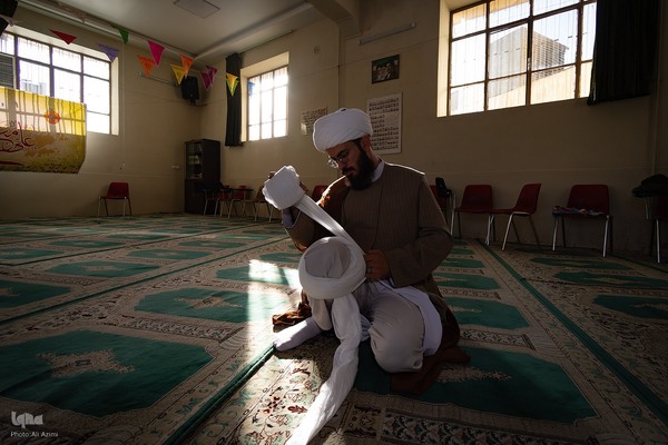 مراسم عمامه‌گذاری طلاب حوزه علمیه اصفهان