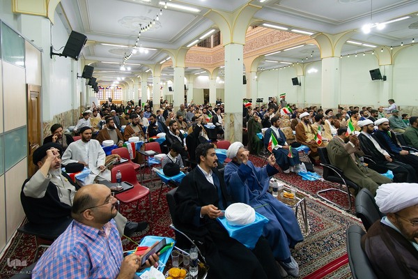 مراسم عمامه‌گذاری طلاب حوزه علمیه اصفهان