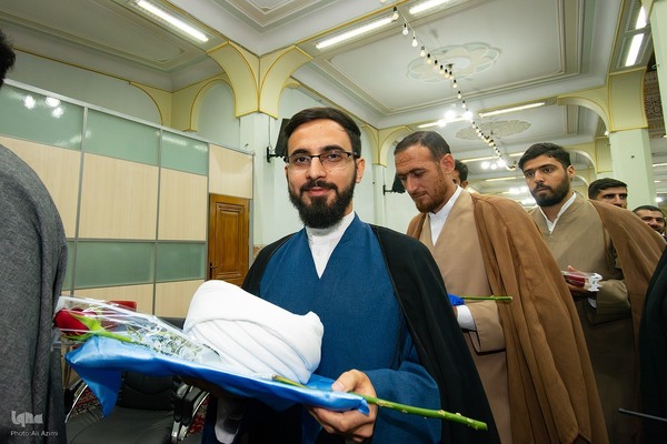 مراسم عمامه‌گذاری طلاب حوزه علمیه اصفهان