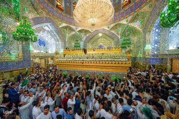 زائران و دلدادگان علوی،در شب عید بزرگ ولایت