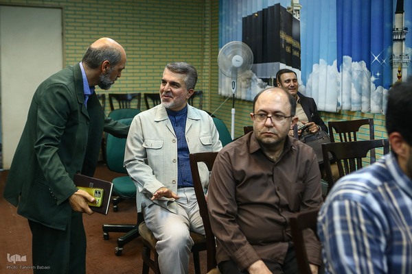 رونمایی از کتاب «شخصیت قرآنی رهبر شهید» در فرهنگسرای قرآن