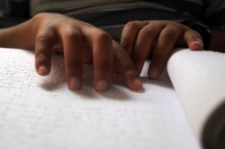 Pakistan : c&eacute;r&eacute;monie d’orientation du Coran en Braille
