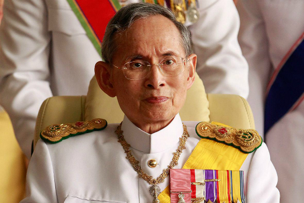 L’intérêt du roi bouddhiste de Thaïlande pour le Coran L’intérêt du roi bouddhiste de Thaïlande pour le Coran