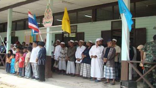 L’intérêt du roi bouddhiste de Thaïlande pour le Coran L’intérêt du roi bouddhiste de Thaïlande pour le Coran