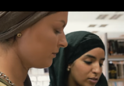 Le clip qui appelle à rejeter tous les pr&eacute;jug&eacute;s