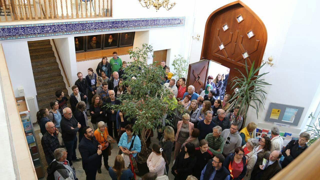 Les non musulmans à la mosquée Imam Ali (as) de Hambourg