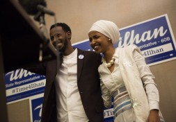 Etats-Unis: la première femme voilée à la Chambres des représentants Etats-Unis: la première femme voilée à la Chambres des représentants