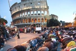 Hausse du nombre des musulmans en Italie en 5 décennies