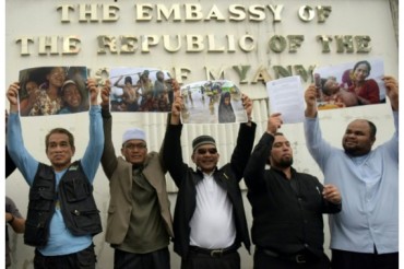 Manifestation à travers l’Asie en soutien aux Rohingyas