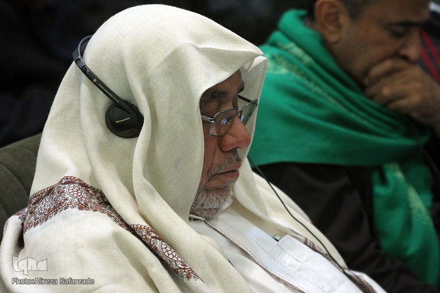 Réunions coraniques près du mausolée de l’Imam Reza (as)