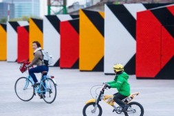 Une œuvre de l’artiste musulmane dévoilée à Londres Une œuvre de l’artiste musulmane dévoilée à Londres