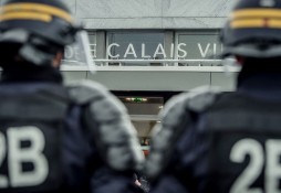 Un seul manifestant pro-Pegida en France Un seul manifestant pro-Pegida en France