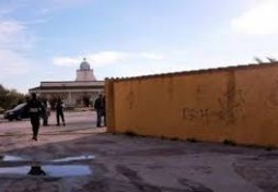 Perpignan: tags racistes sur la grande mosquée Perpignan: tags racistes sur la grande mosquée