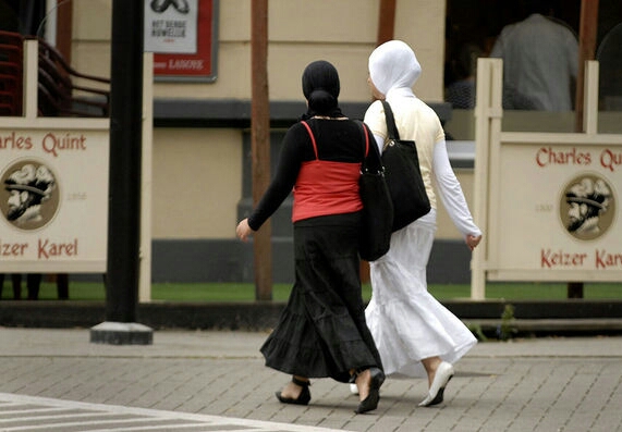 Le nombre des musulmans surestim&eacute; dans les pays europ&eacute;ens
