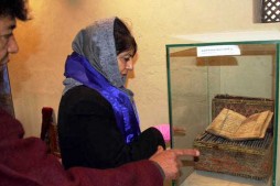 Exposition d’anciens manuscrits du Saint Coran au musée de Jammu et Cachemire