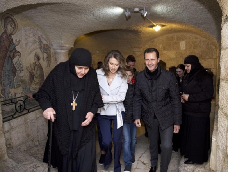 Noël en Syrie: le pr&eacute;sident syrien et son &eacute;pouse visitent le couvent de Saïdnaya+photos