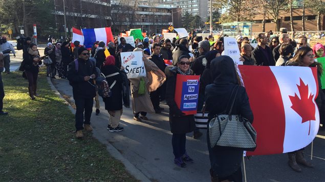 Une charte contre l'islamophobie sign&eacute;e par six villes canadiennes