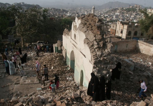 Yémen: des salafistes détruisent une mosquée du 16e siècle Yémen: des salafistes détruisent une mosquée du 16e siècle
