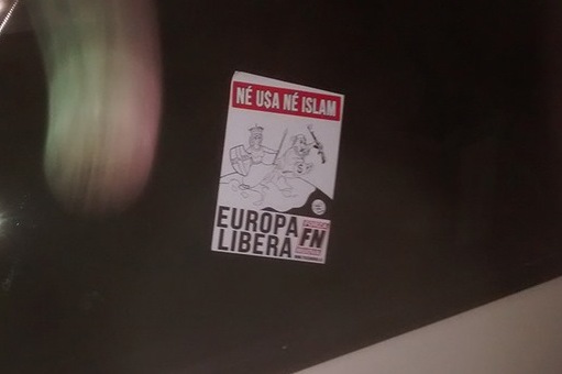 Canada: une affiche islamophobe à l'entr&eacute;e d'une mosqu&eacute;e à Montr&eacute;al