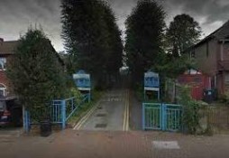 Une &eacute;cole britannique interdit le hijab à une enfant musulmane