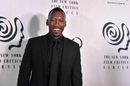 Réaction de l'acteur musulman américain au décret Trump Réaction de l'acteur musulman américain au décret Trump