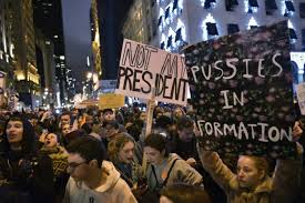 Manifestations anti-décret aux Etats-Unis et en Belgique Manifestations anti-décret aux Etats-Unis et en Belgique
