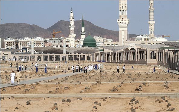 Le patrimoine de Médine et de la Mecque menacé par les wahhabites Le patrimoine de Médine et de la Mecque menacé par les wahhabites