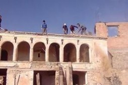 Restauration de la mosquée et du monument des martyrs