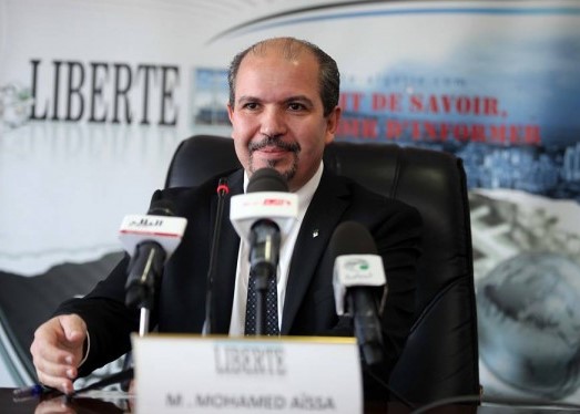 Le ministre algérien dément l’acquisition d’un tapis iranien pour la grande mosquée Le ministre algérien dément l’acquisition d’un tapis iranien pour la grande mosquée