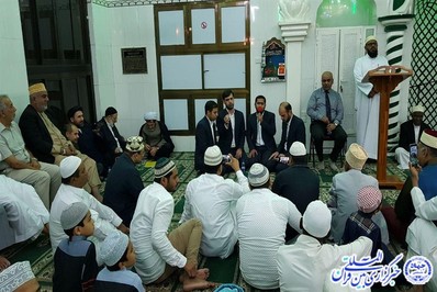 Un groupe iranien de Tawasheeh en Tanzanie Un groupe iranien de Tawasheeh en Tanzanie