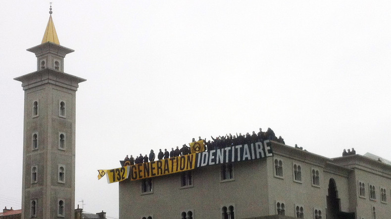 Poitiers : cinq membres de Génération identitaire condamnés pour haine raciale Poitiers : cinq membres de Génération identitaire condamnés pour haine raciale