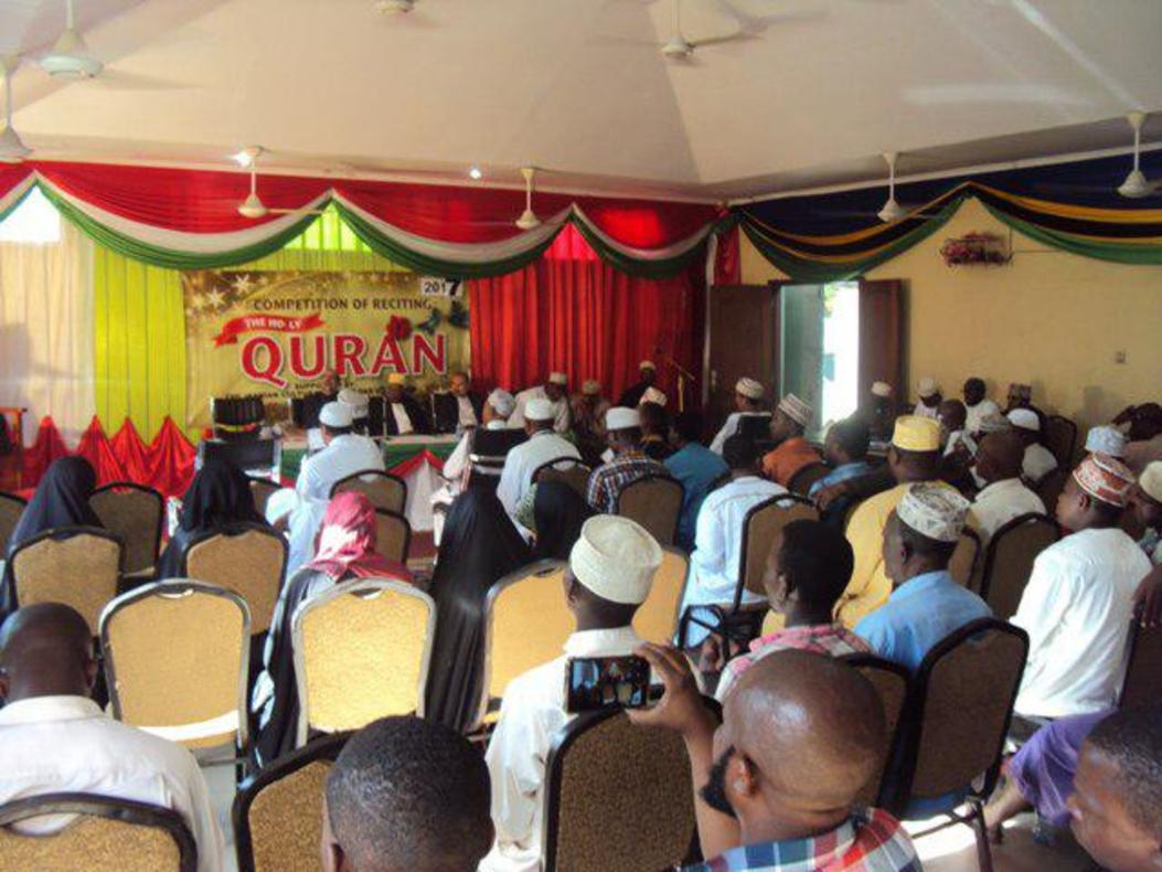 Présentation des concurrents tanzaniens à la compétition internationale iranienne