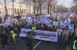 Autriche : le voile islamique fait d&eacute;bat