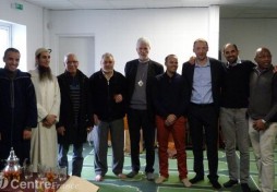 France : message de fraternit&eacute; à la mosqu&eacute;e