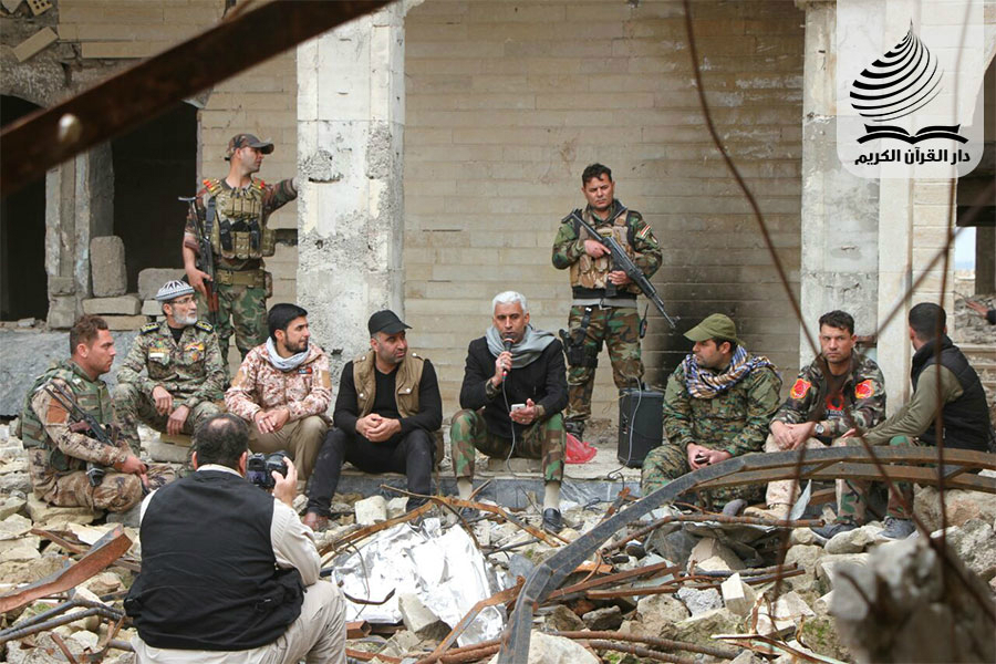 R&eacute;union de lecture coranique au Mausol&eacute;e de Jonas (as) à Mossoul