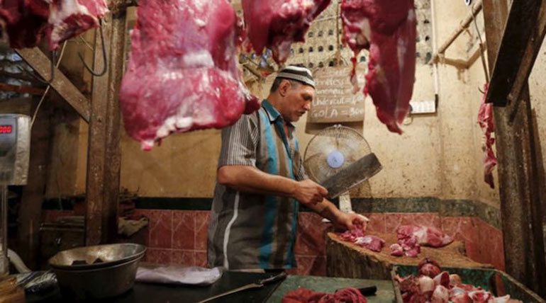 Inde: la droite nationaliste hindoue ferme les abattoires musulmans